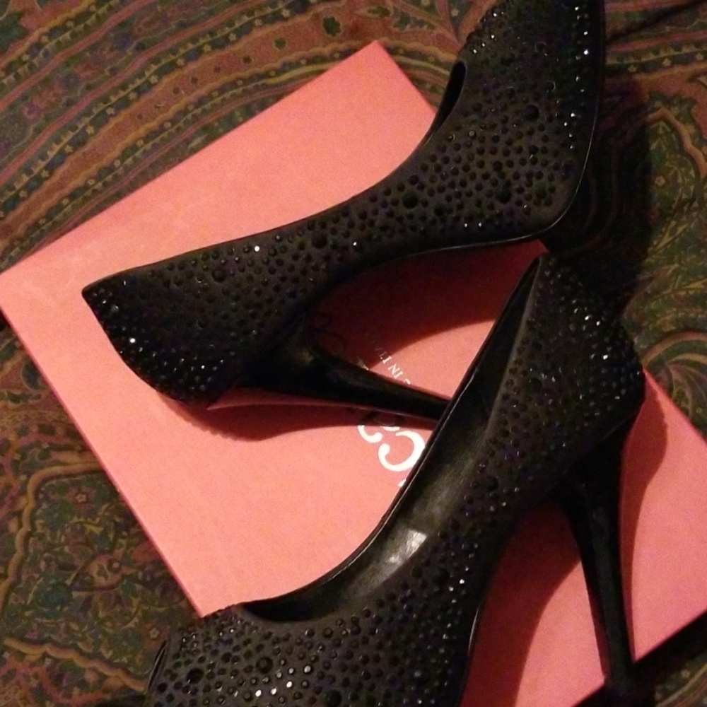 Rhinestone satin black shoes
